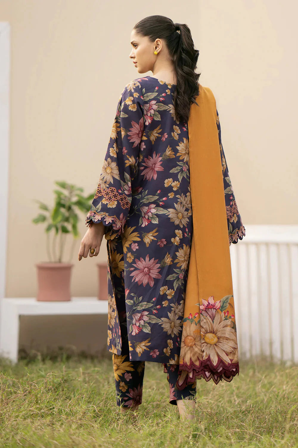 3 Piece - Unstitched Digital Printed Lawn Fabric BQ-402