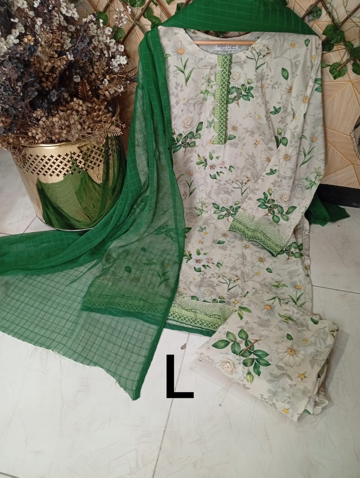 Lawn 3pc in in large(branded fabric)