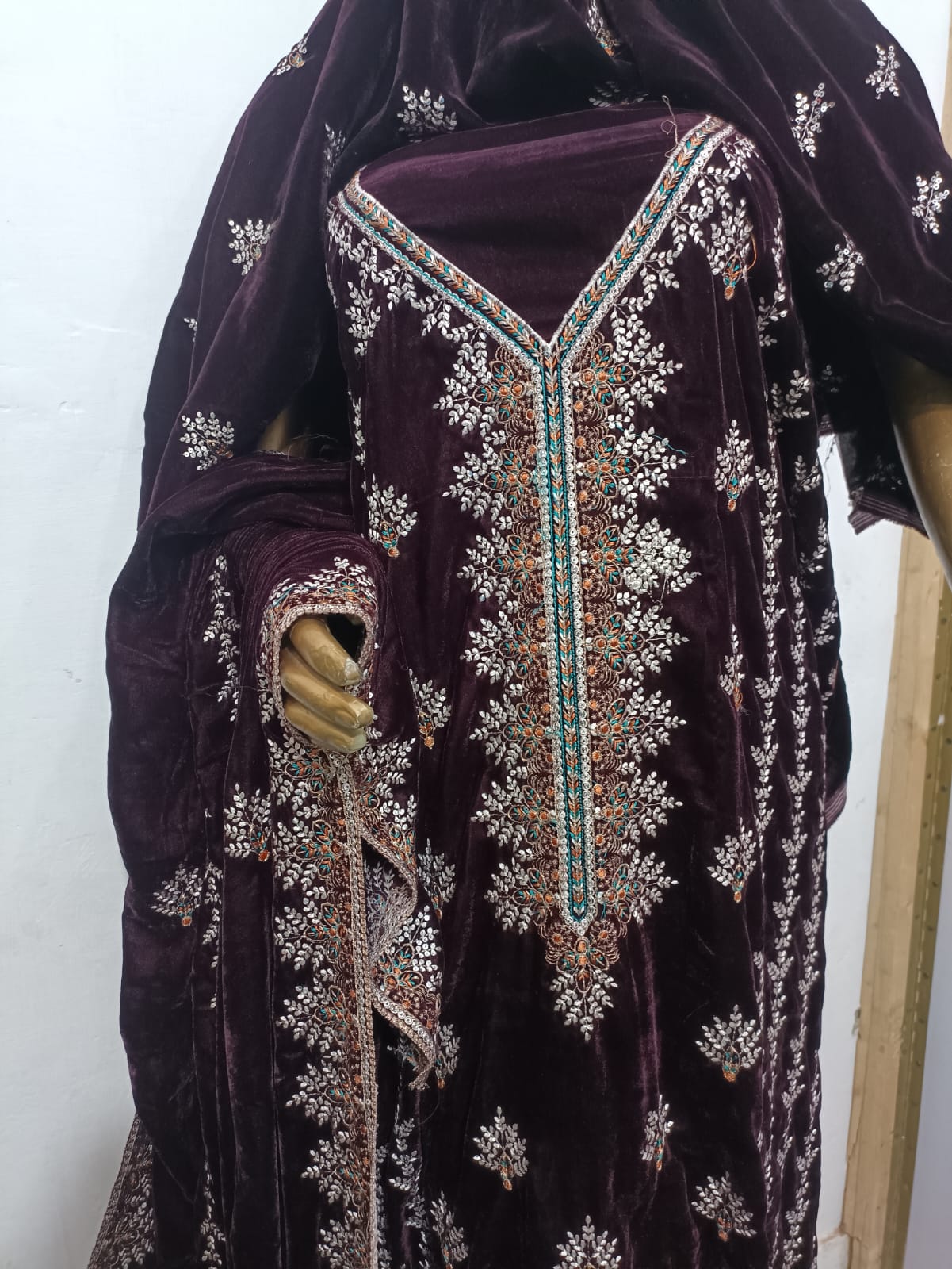 9000 Micro Velvet Luxury Collection 3pc(, shirt front back sleeves dupata embroidered wd plan velvet trouser)