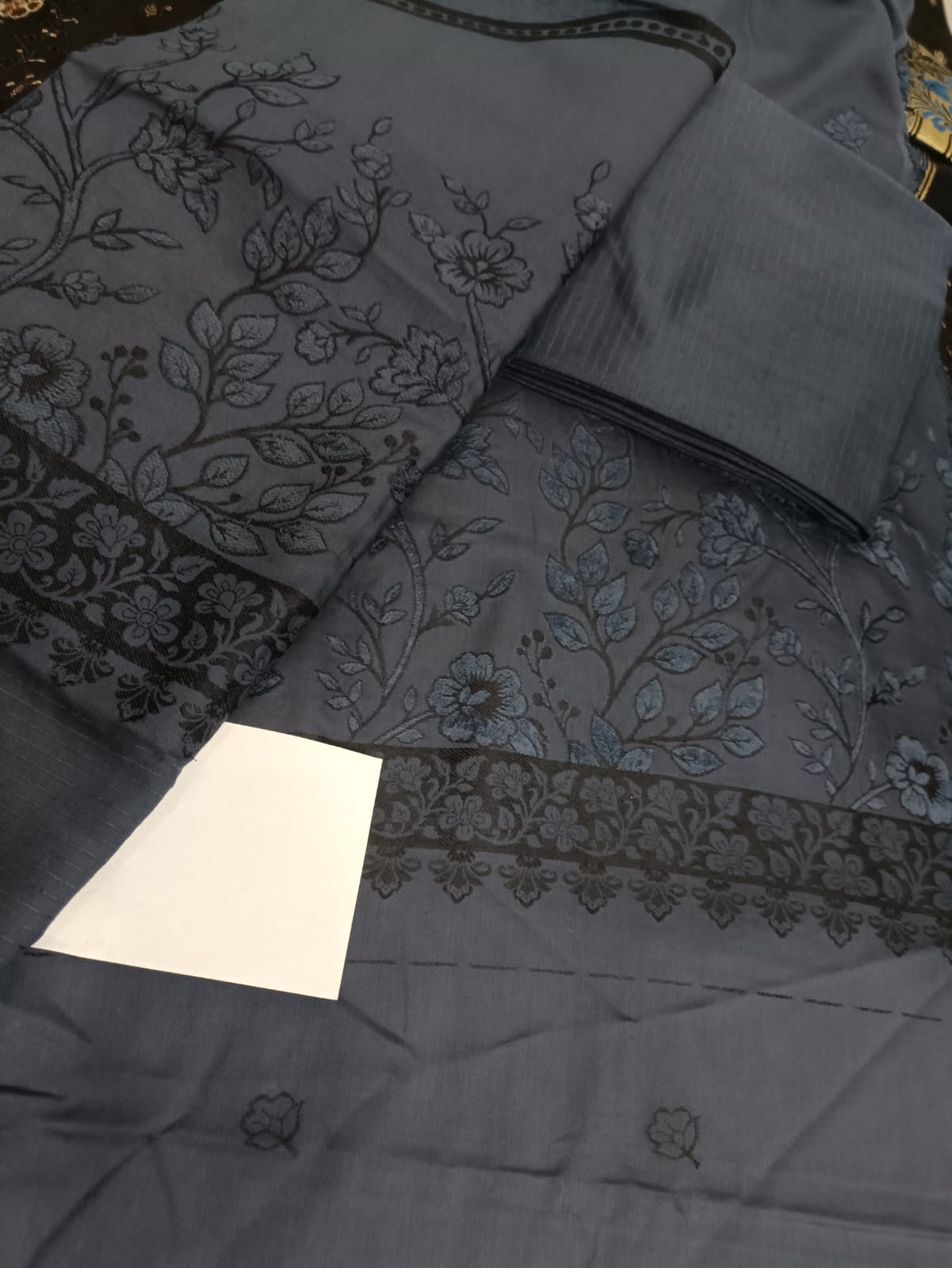 Velvet Jacquard 3Pc suit in Premium Dhanak stuff