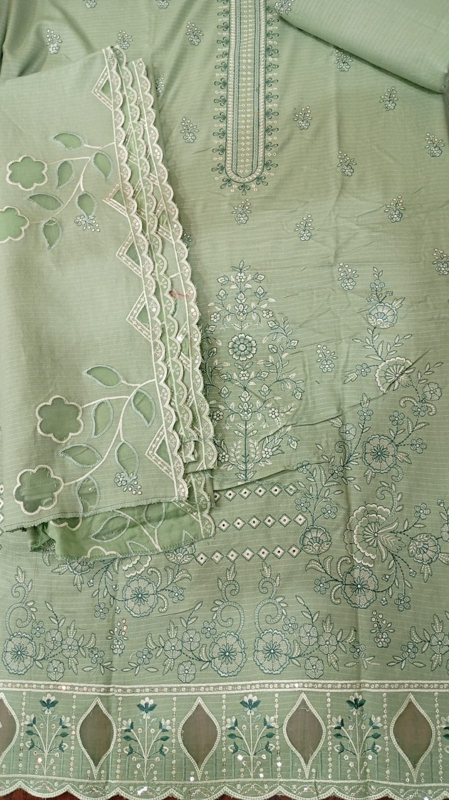 Dhanak marina 3pc, embroidered cutwork shirt plan trouser nd cutwork dupata..(pista green shade)