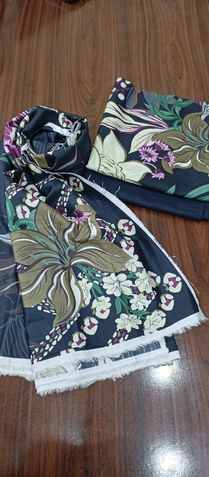 Khaddar 3pc printed permium quality
