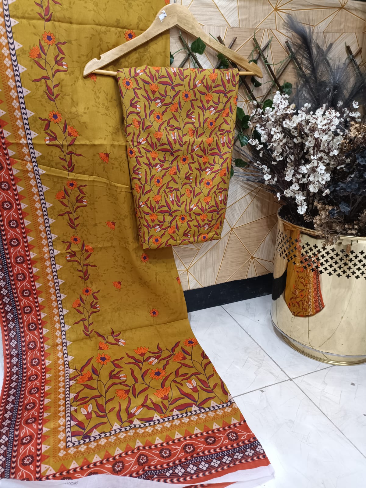Cotton 3pc By AnabiaNoor Brand (mid season)