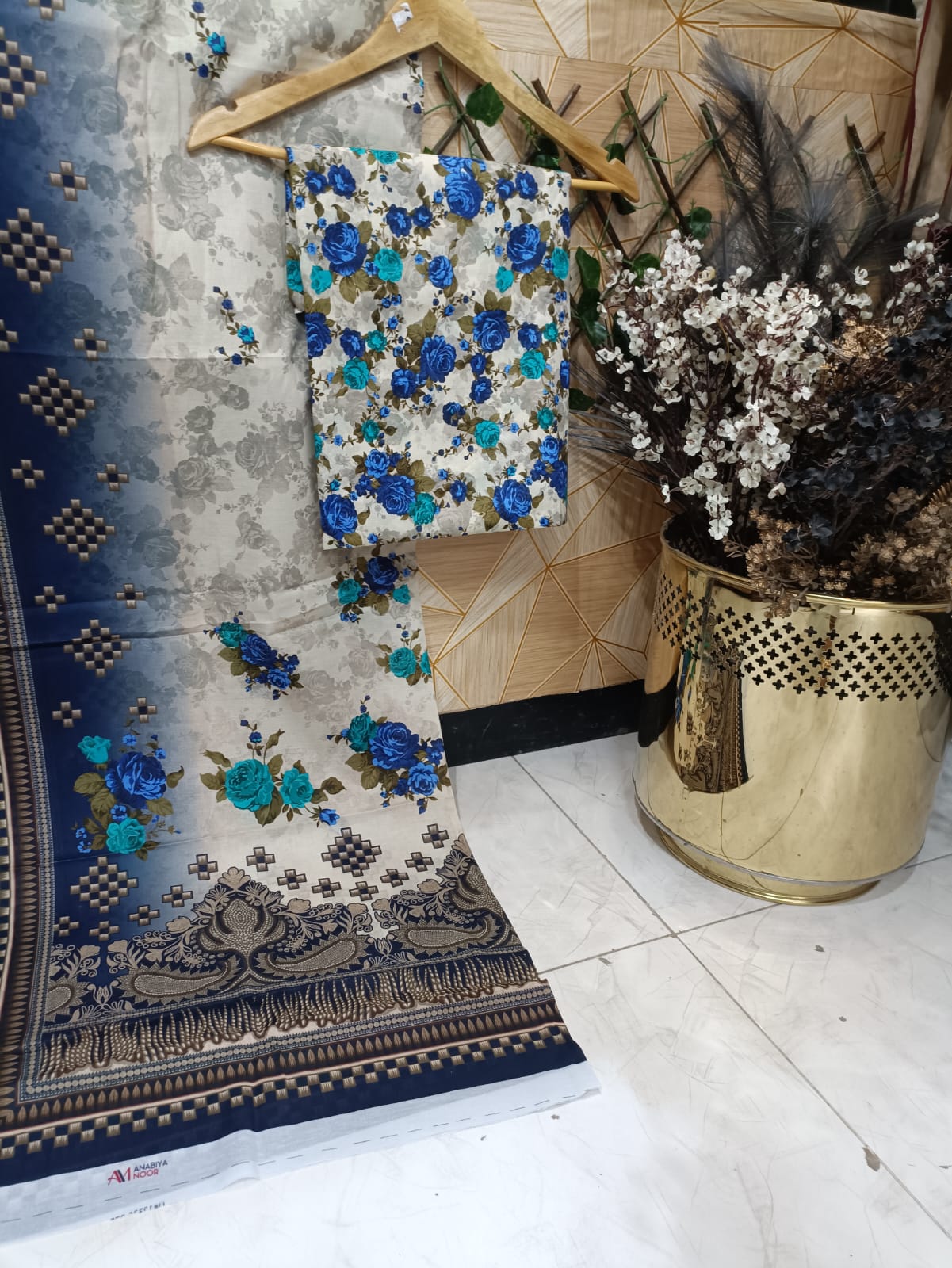 Cotton 3pc By AnabiaNoor Brand (mid season)