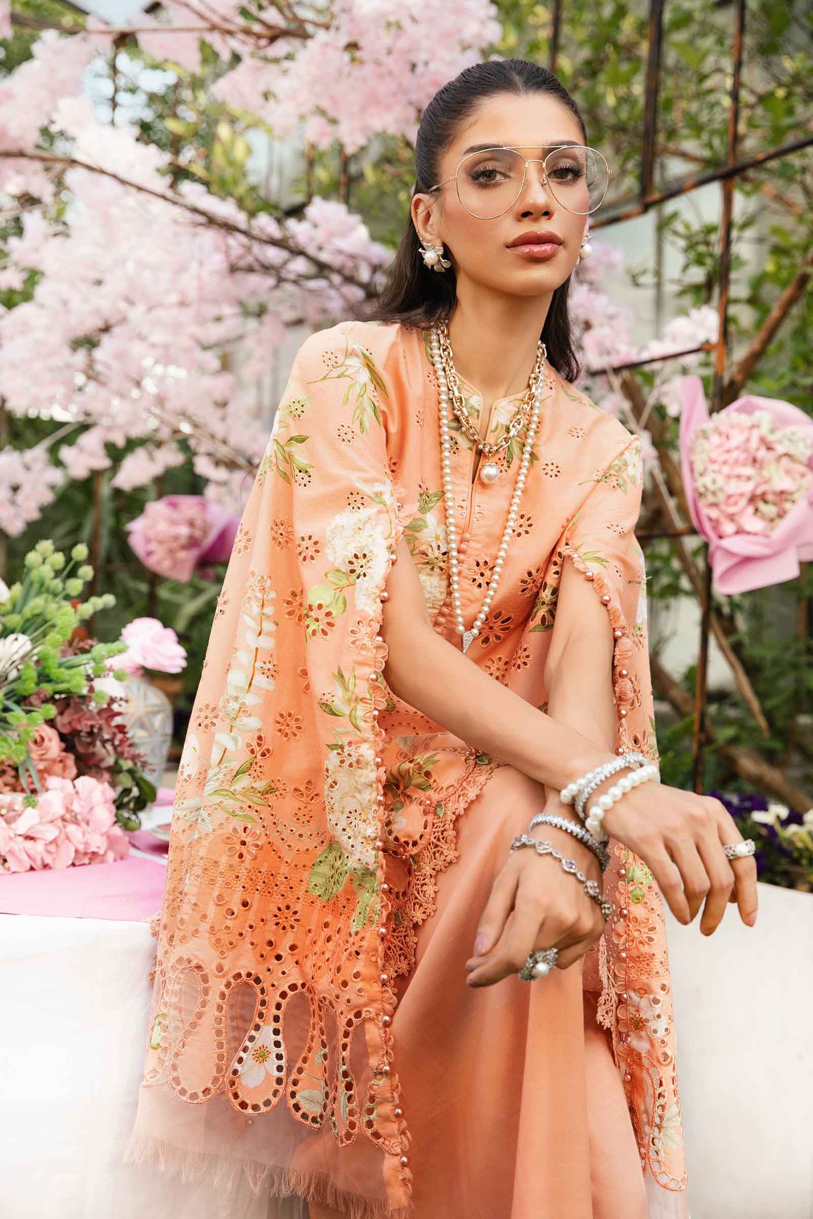 Mariab Lawn Unstitched Embroidered 3Pc wd Patches (same as orignal)